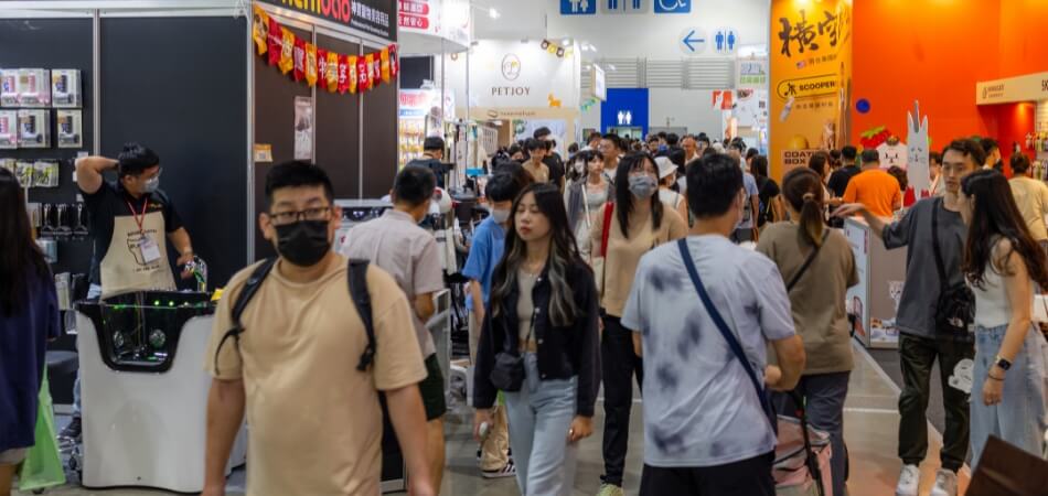 How Do You Attract People in Expo